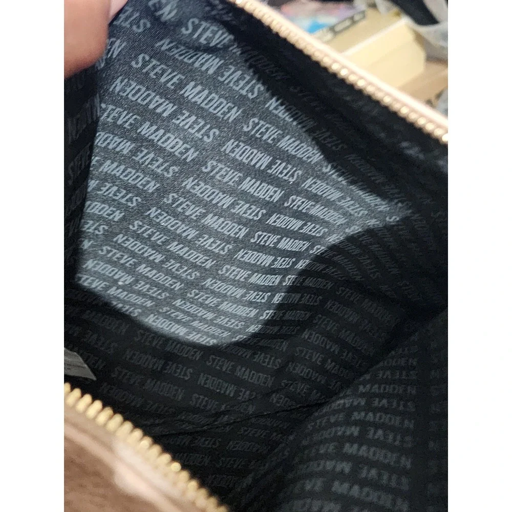 Steve Madden Taupe Pebbled Vegan Leather Wristlet Pouch Clutch Bag